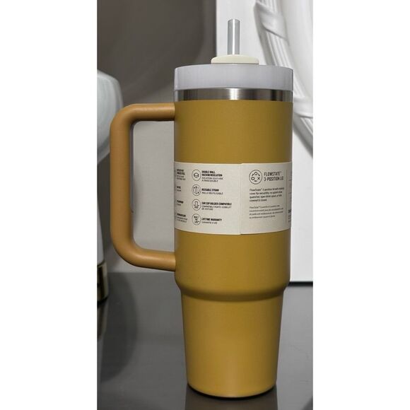Stanley Quencher H2.0 FlowState Tumbler‎ 30oz, YARROW YELLOW - Picture 2 of 4